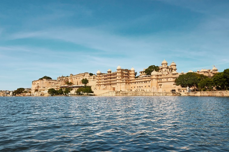 Taj Fateh Prakash Exterior