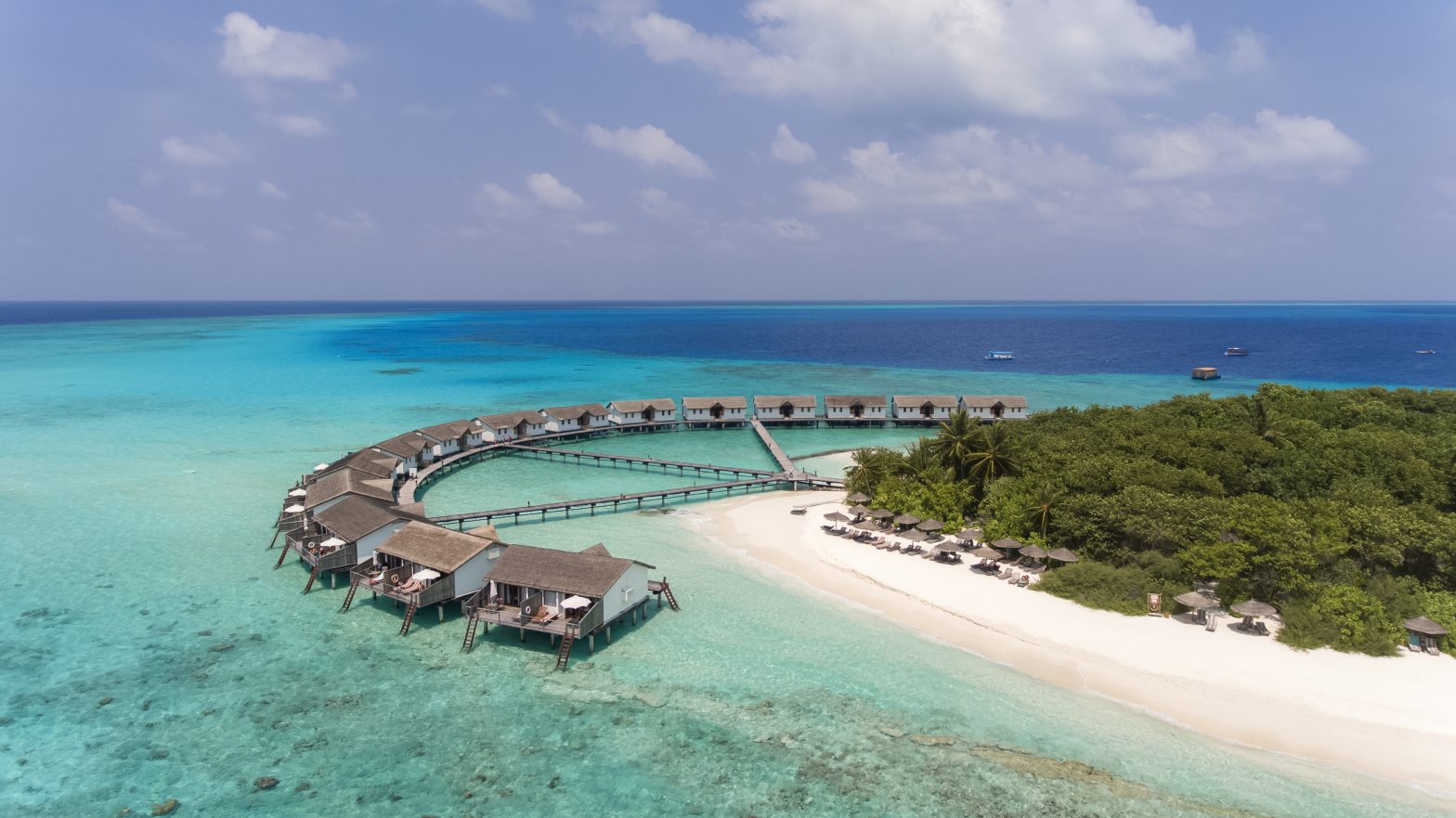 Reethi Beach Resort Exterior